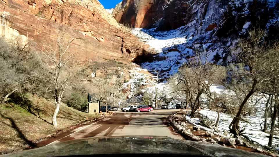 Weeping Rock Trailhead